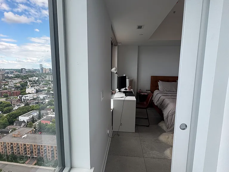 99 Parkdale Ave #2802 — Photo 29