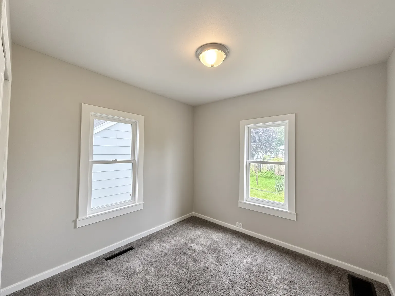 2 bed, 776 sqft, $1,205 — Photo 4