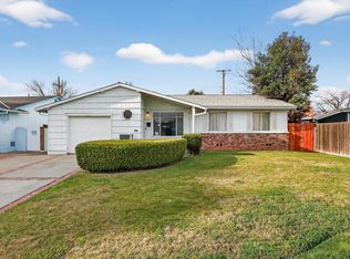 2113 Yorkshire Rd, Sacramento, CA 95815