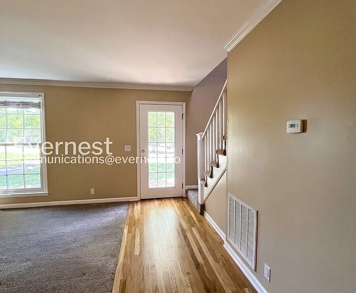 1203 Countryside Rd — Photo 7