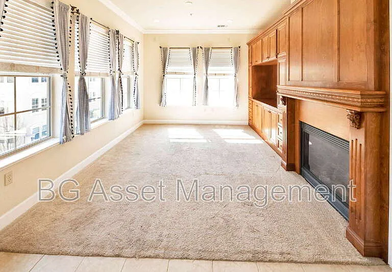 1240 Sonata Dr — Photo 2