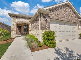 7608 Parade Dr, Aubrey, TX 76227