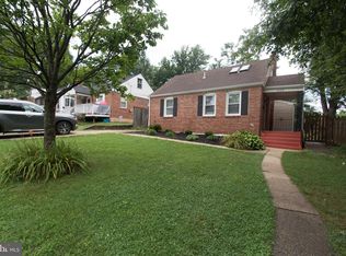 1020 Crawford Dr, Rockville, MD 20851