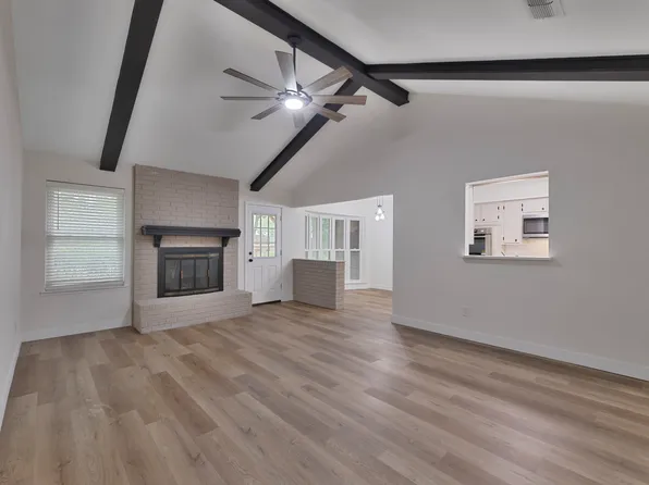 5622 Woodhollow Dr, Arlington, TX 76016