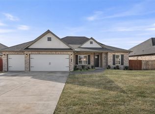 879 Budrio Ave, Springdale, AR 72762