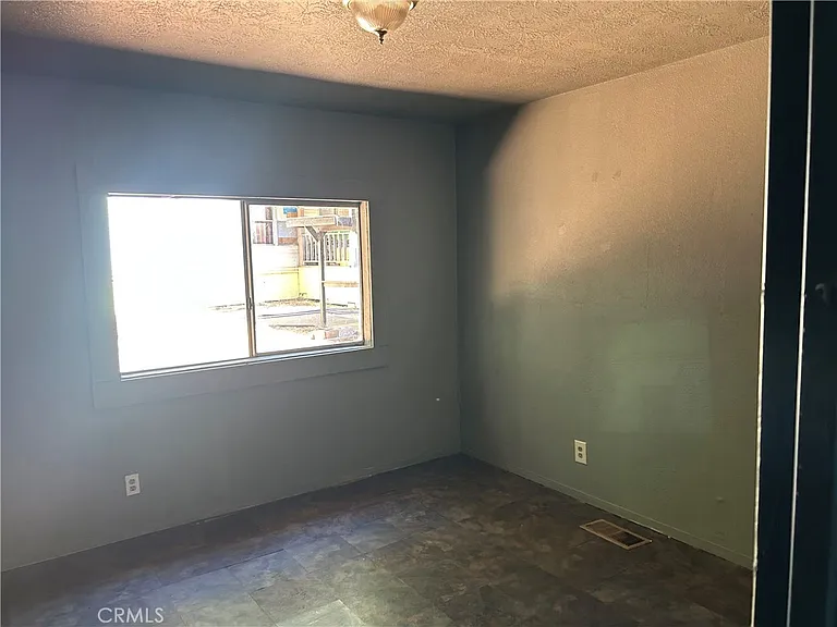 14435 Skyway — Photo 8