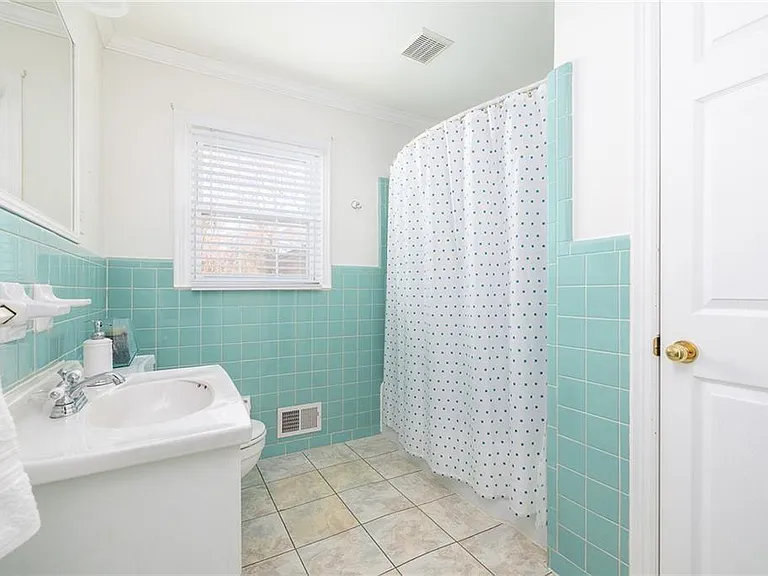 2741 Benson Dr — Photo 7