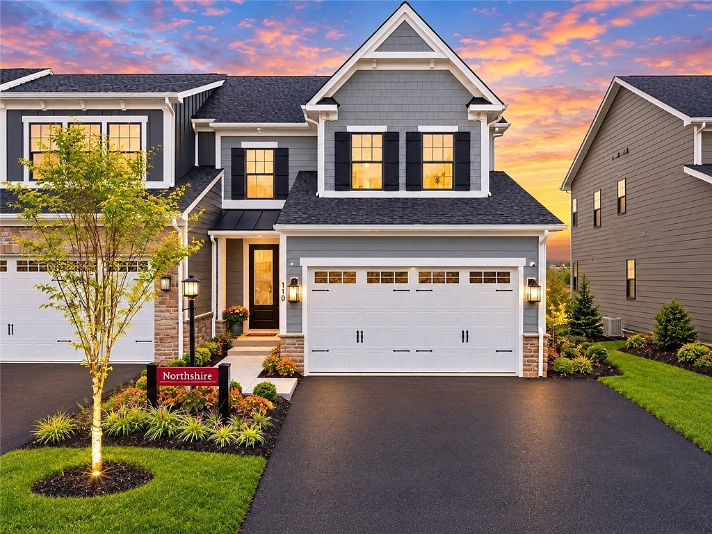 110 Hollow Oak Dr — Montour Heights Country Club