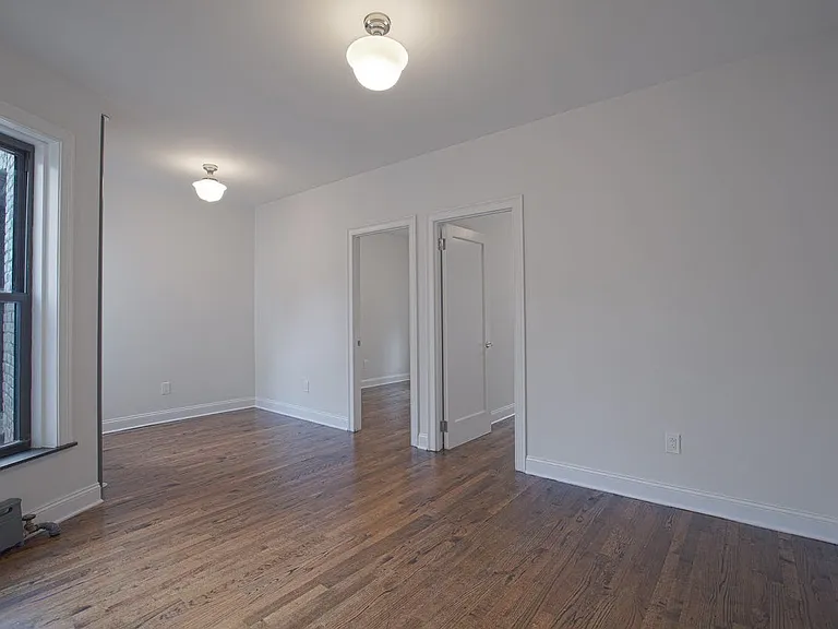 168-170 E 81st St #5A — Photo 2