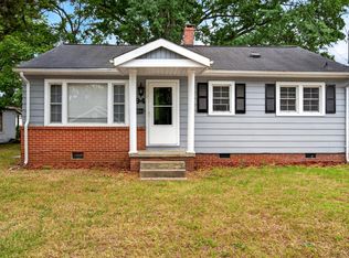 994 Maple St, Henderson, NC 27536