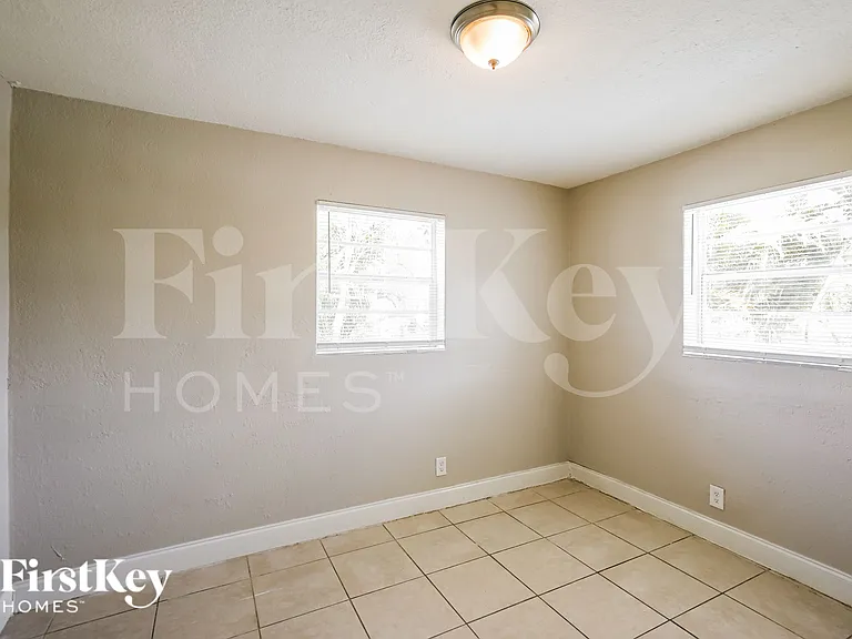 5980 NW 24th Ct — Photo 13