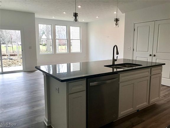 2nd image of 27837 Ironwood Ct