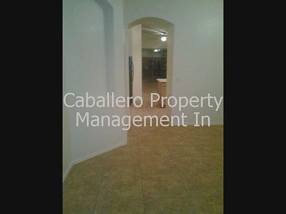 Entry to kitchen