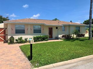 400 Virginia Ave, Madeira Beach, FL 33708