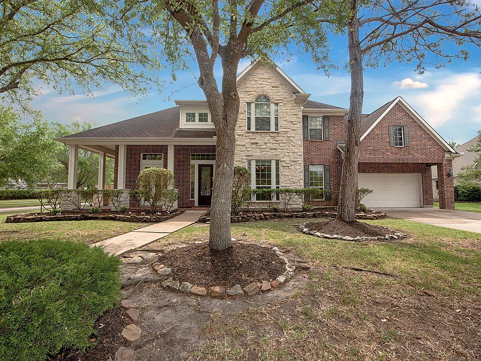 1st image of 2901 Burr Oak Dr