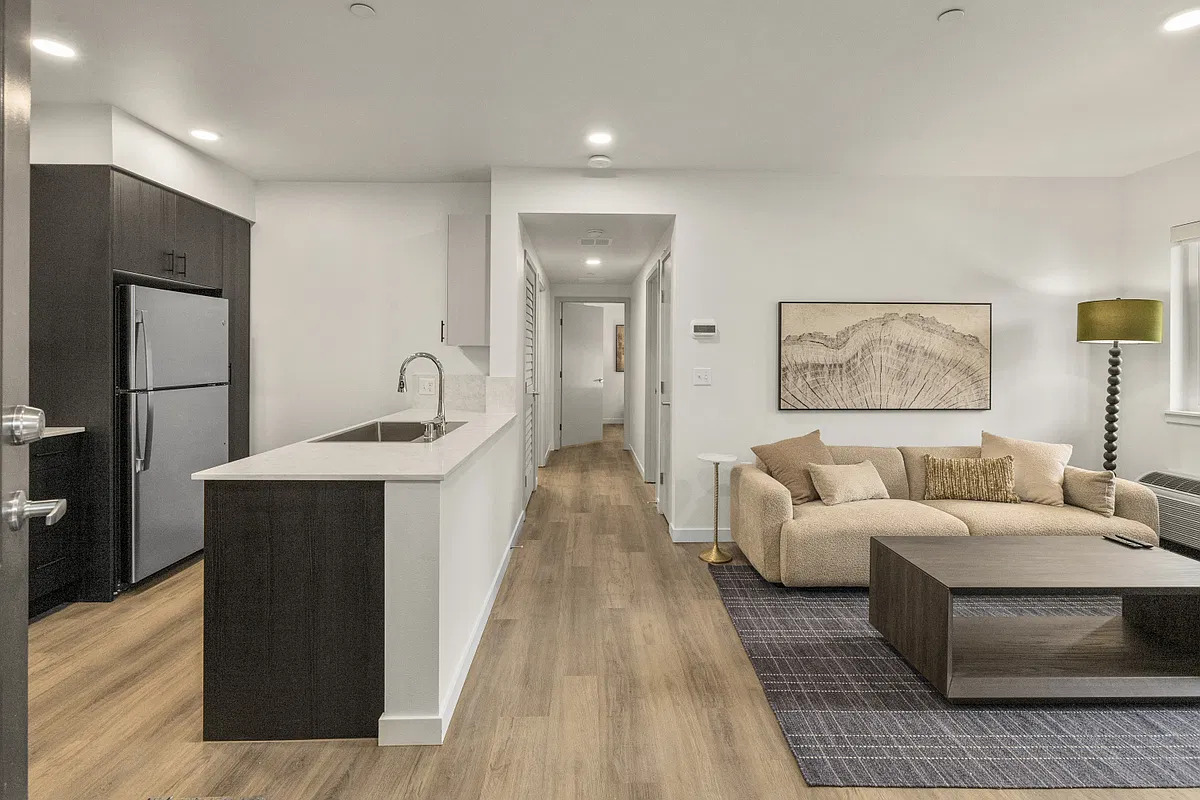 Switchback Apartments — Photo 2