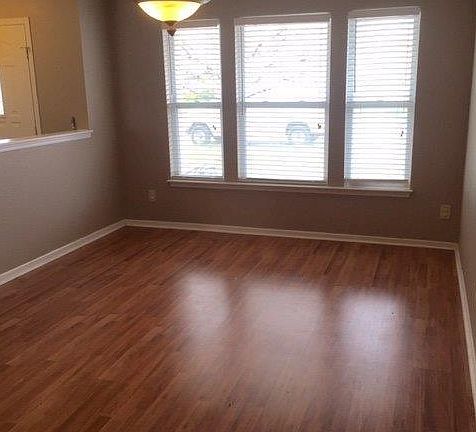 2nd image of 13966 Meadow Lake Dr