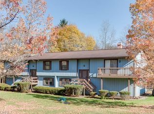 627 W Bath Rd, Cuyahoga Falls, OH 44223