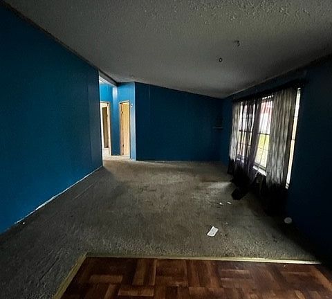 4th image of 8600 Huntley Dr SE
