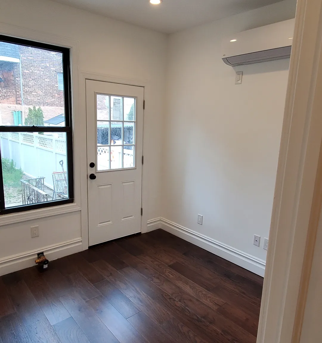 2 bed, 650 sqft, $2,800 — Photo 3