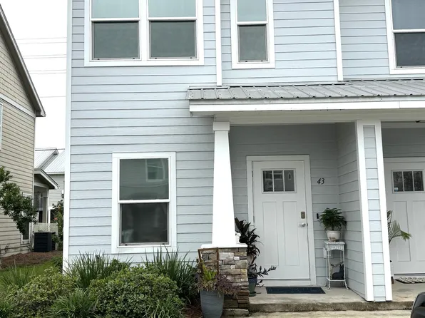 43 N Sand Palm Rd, Freeport, FL 32439