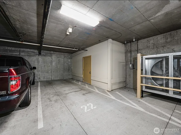 51 Pine St #202 — Photo 23