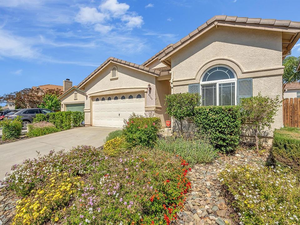 1st image of 9645 Holly Creek Ct