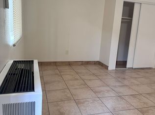 8211 S Hoover St #1/8, Los Angeles, CA 90044