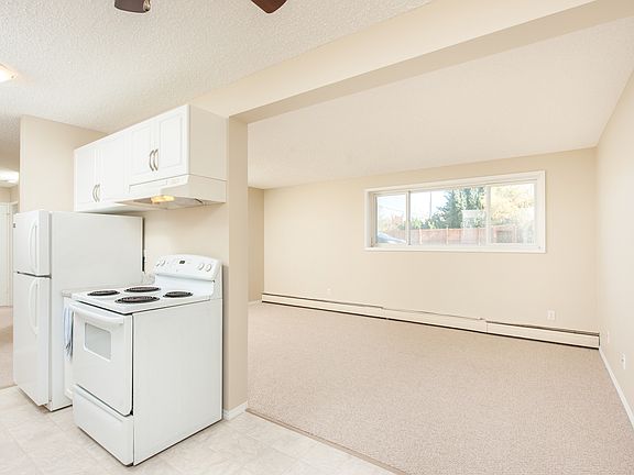 5th image of 9635 156th St NW