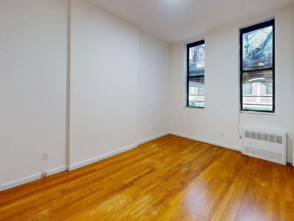 330 E 74th St #1A