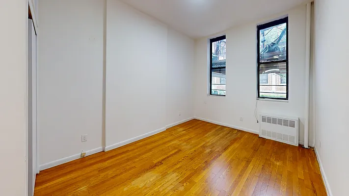 Rented by Bond New York | media 3