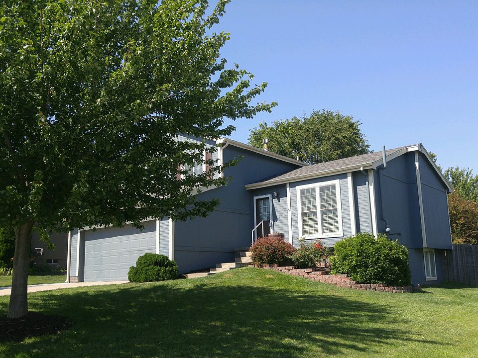 1st image of 215 Sea Pines Dr