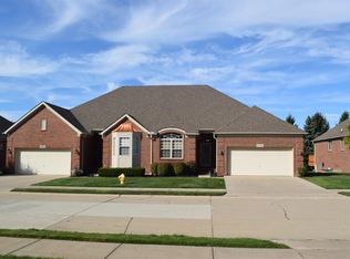 21761 Mary Rose Dr, Macomb, MI 48044