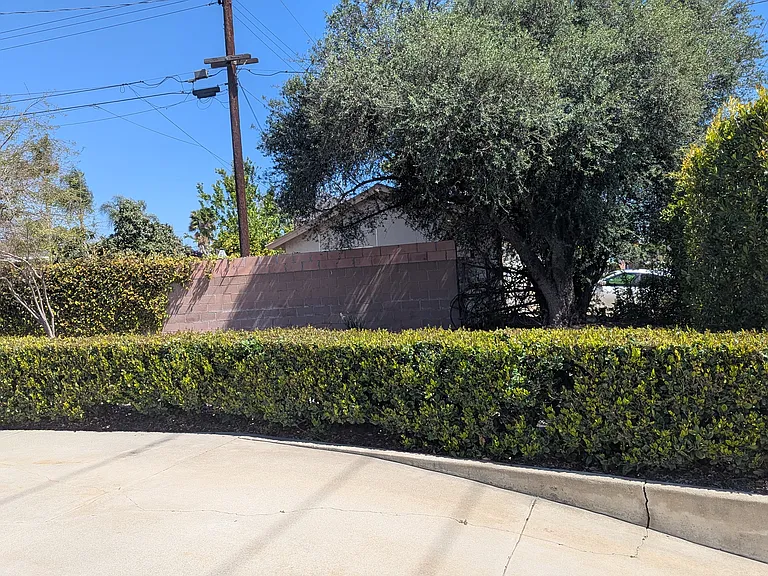 795 W San Jose Ave — Photo 28