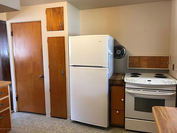 5th image of 3509 Creston Ave