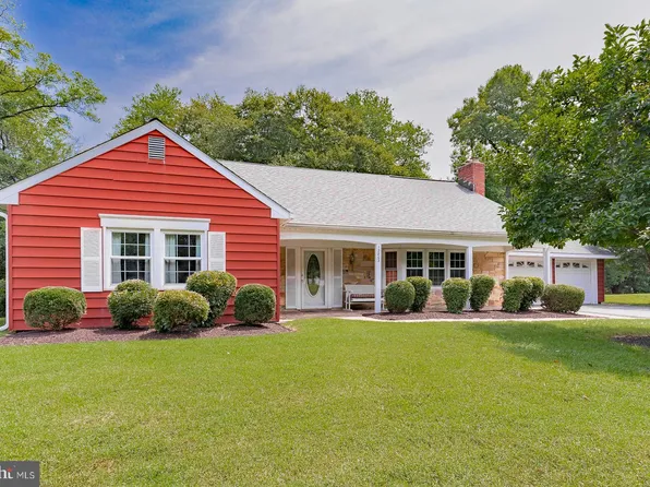 12803 Cedarbrook Ln, Laurel, MD 20708