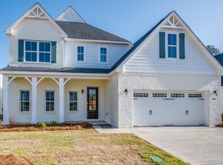 2047 Hidden Lakes Dr, Opelika, AL 36801