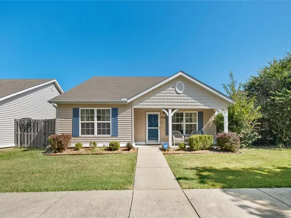 4462 W Alberta St, Fayetteville, AR 72704