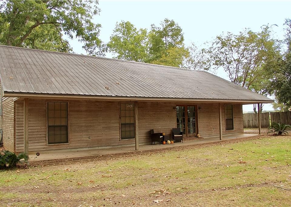 1st image of 207 Pumpkin Ln