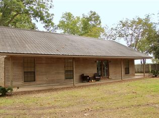 207 Pumpkin Ln, Marksville, LA 71351