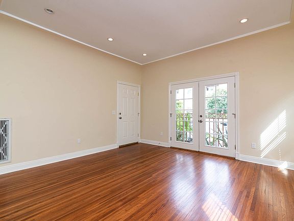 4th image of 8540 Alcott St #8540