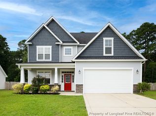 320 Wishaw Ct, Hope Mills, NC 28348