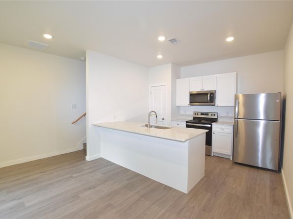 1230 3rd Ave N