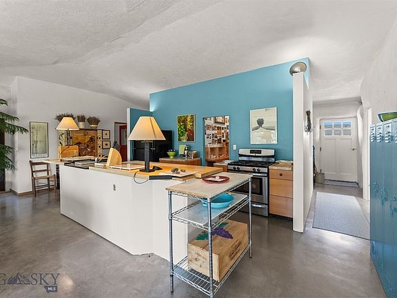 5th image of 29 Cascade Ln