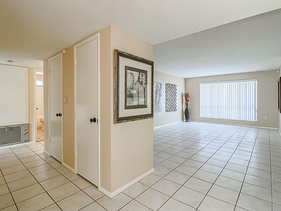 3rd image of 9809 N 107th Ave