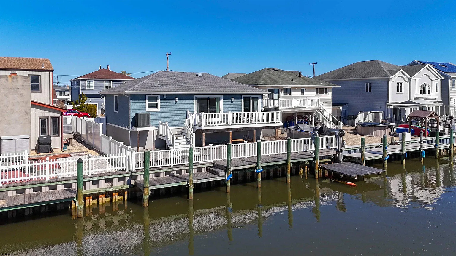 16 Clearwater Way photo 1