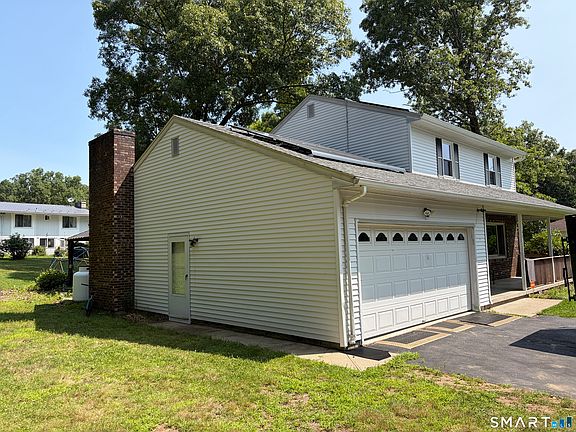 3rd image of 40 Taft Street