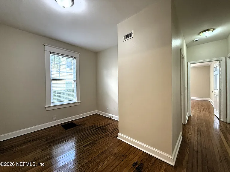 2330 Park St #A — Photo 8