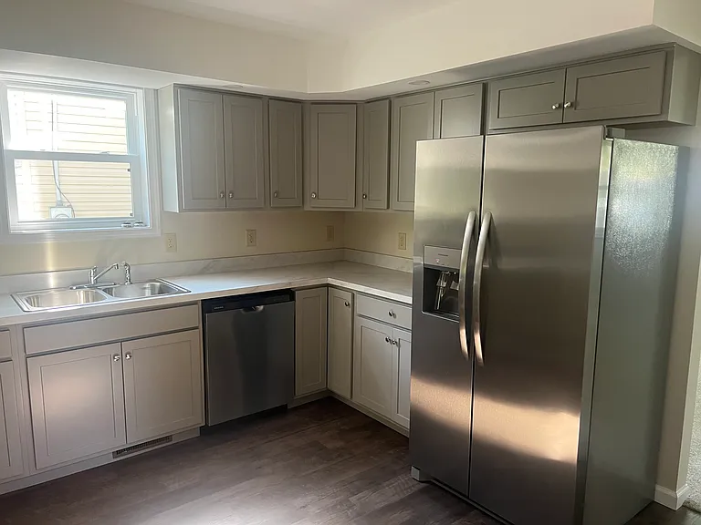 203 W Pine St — Photo 7