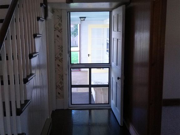 Foyer to porch